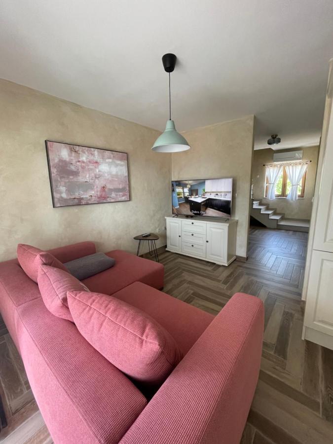 Apartments Sanja Пинезичи Экстерьер фото