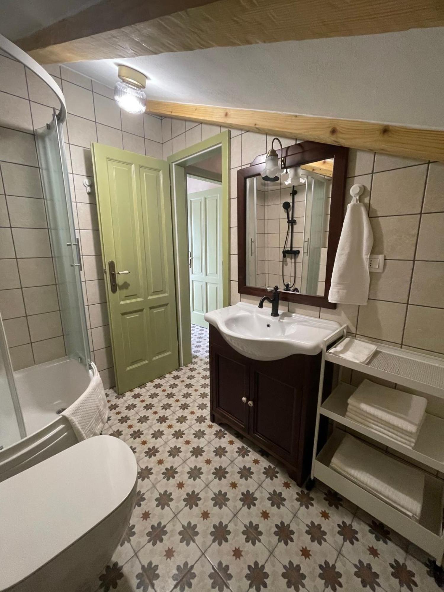 Apartments Sanja Пинезичи Экстерьер фото
